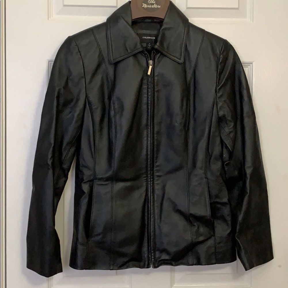 LAST CHANCE! Woman’s Vintage Leather jacket